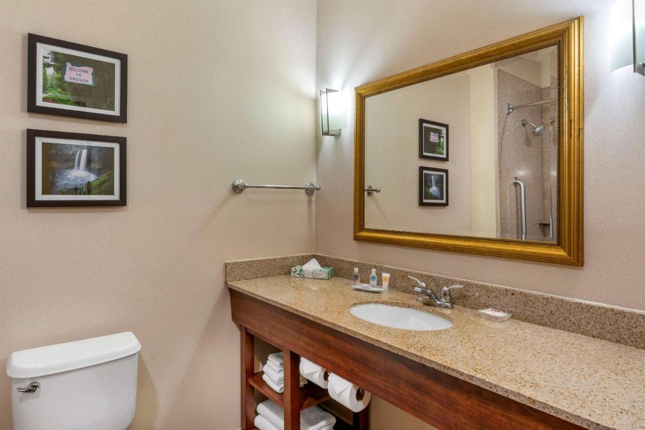 Comfort Suites Eugene Exteriér fotografie
