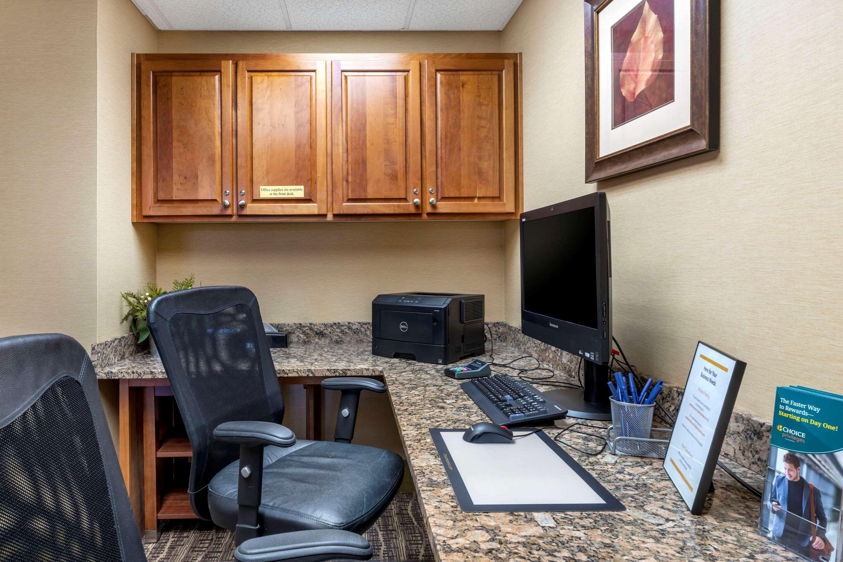 Comfort Suites Eugene Exteriér fotografie